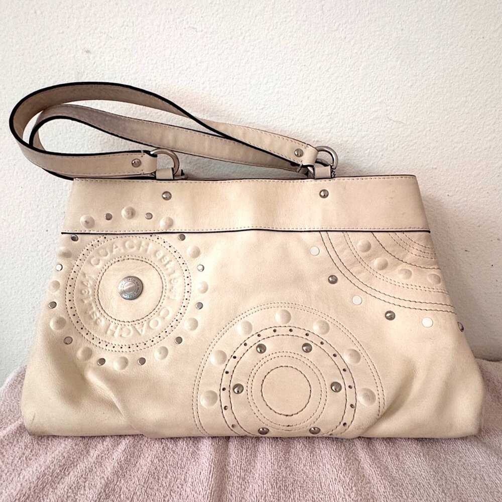 Coach F16178 White Leather Studded Embossed Crossbody Shoulder Bag